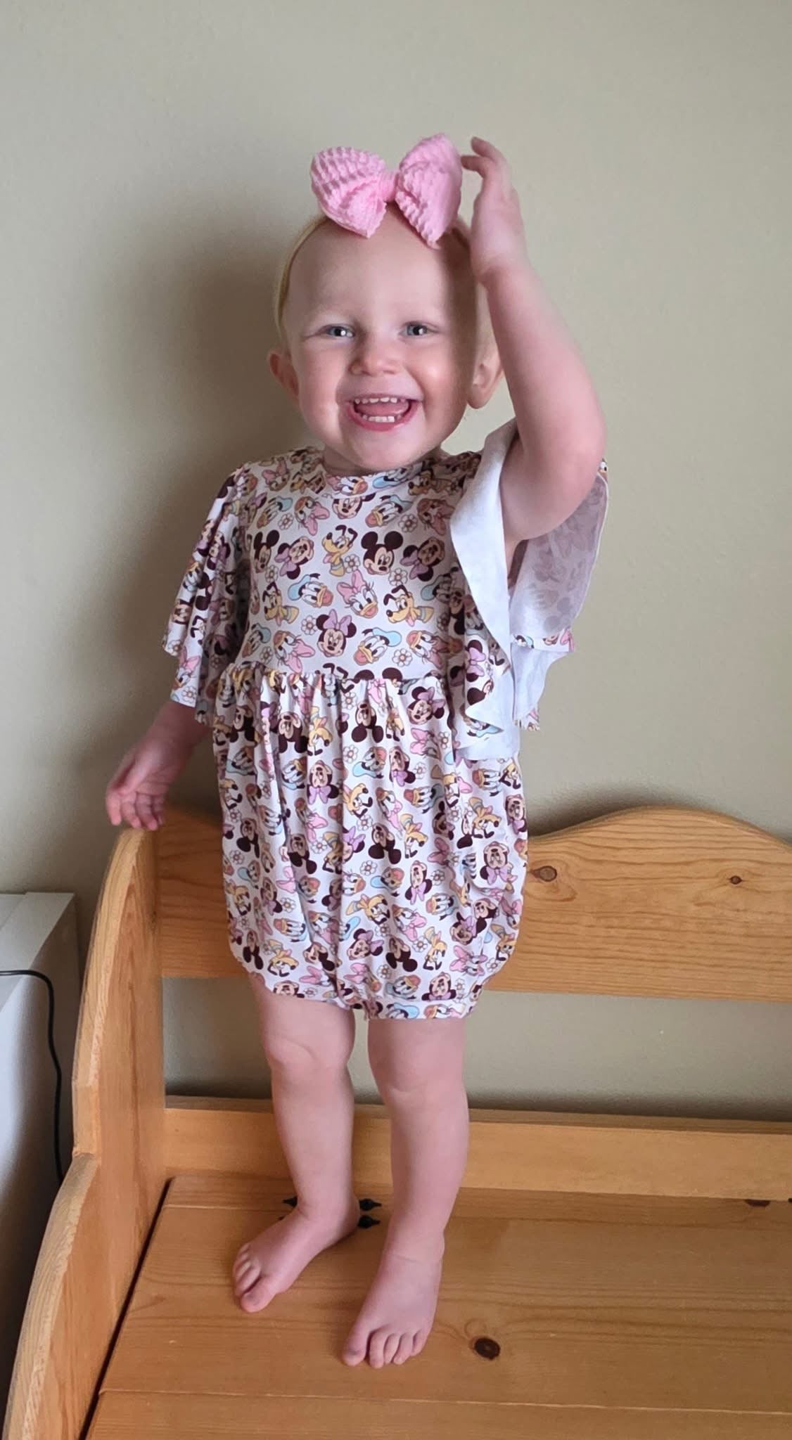 FLUTTER BUBBLE ROMPER