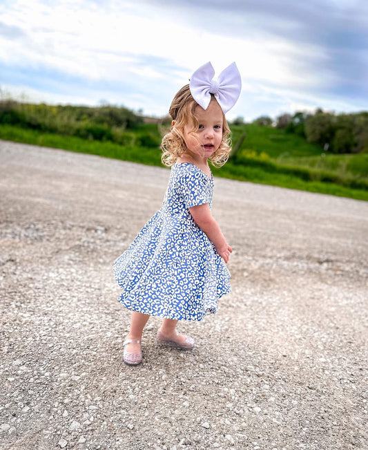 SHORT SLEEVE TWIRL DRESS